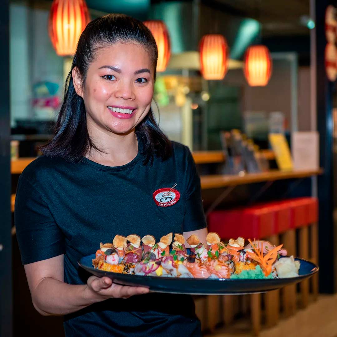 Sachi Sushi i Staderne i City2 leverer lækker sushi til gode priser i Høje Taastrup - vælg mellem mange forskellige sushimenuer