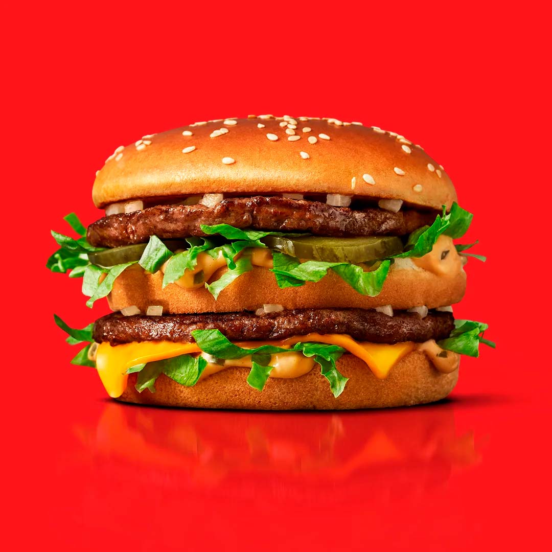 Besøg McDonald's i City2. Nyd maden i restauranten eller tag den med på shoppeturen. Du kan også benytte Drive Thru, og tage maden med på farten. 